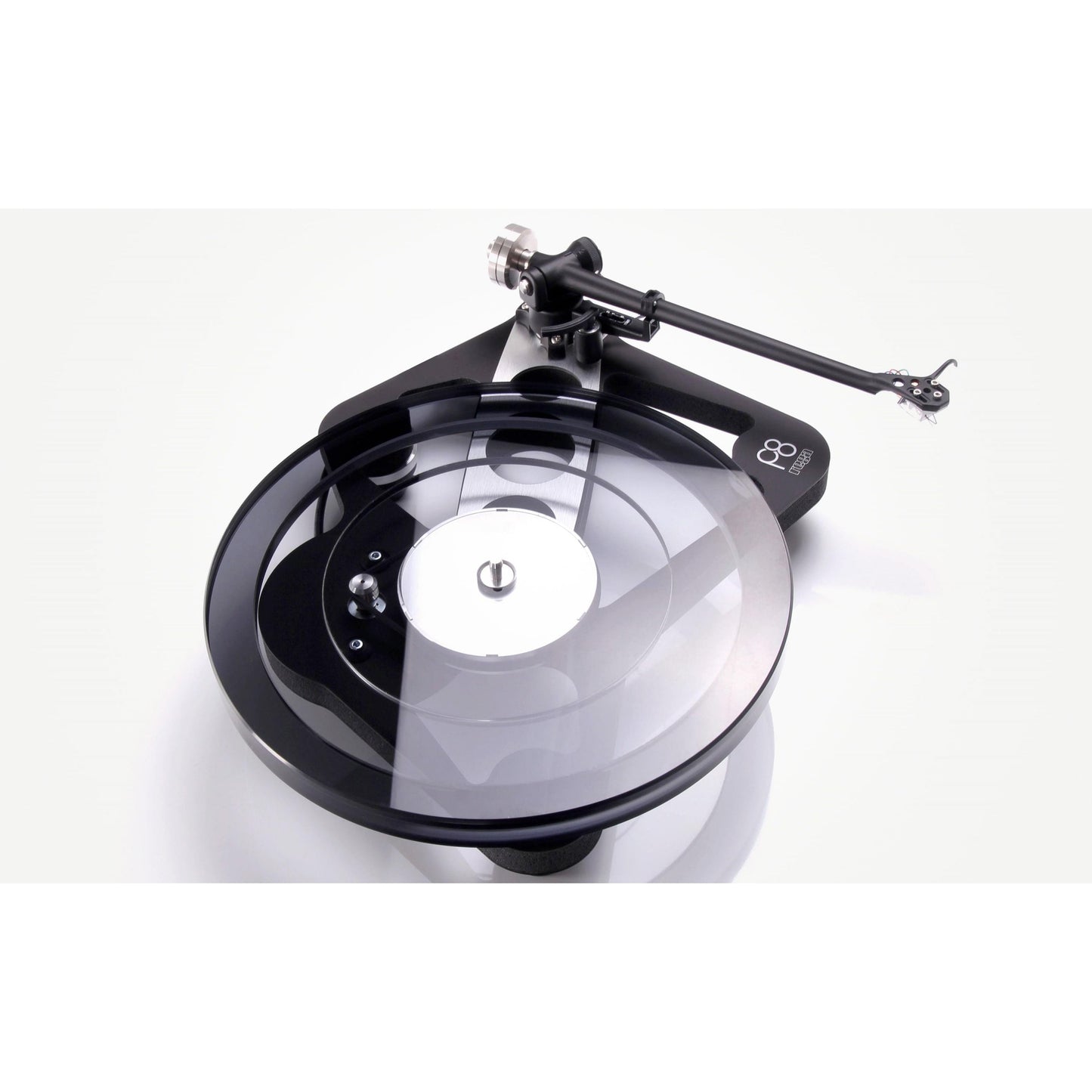 Rega - Planar 8 Turntable ; VINYLGLOB