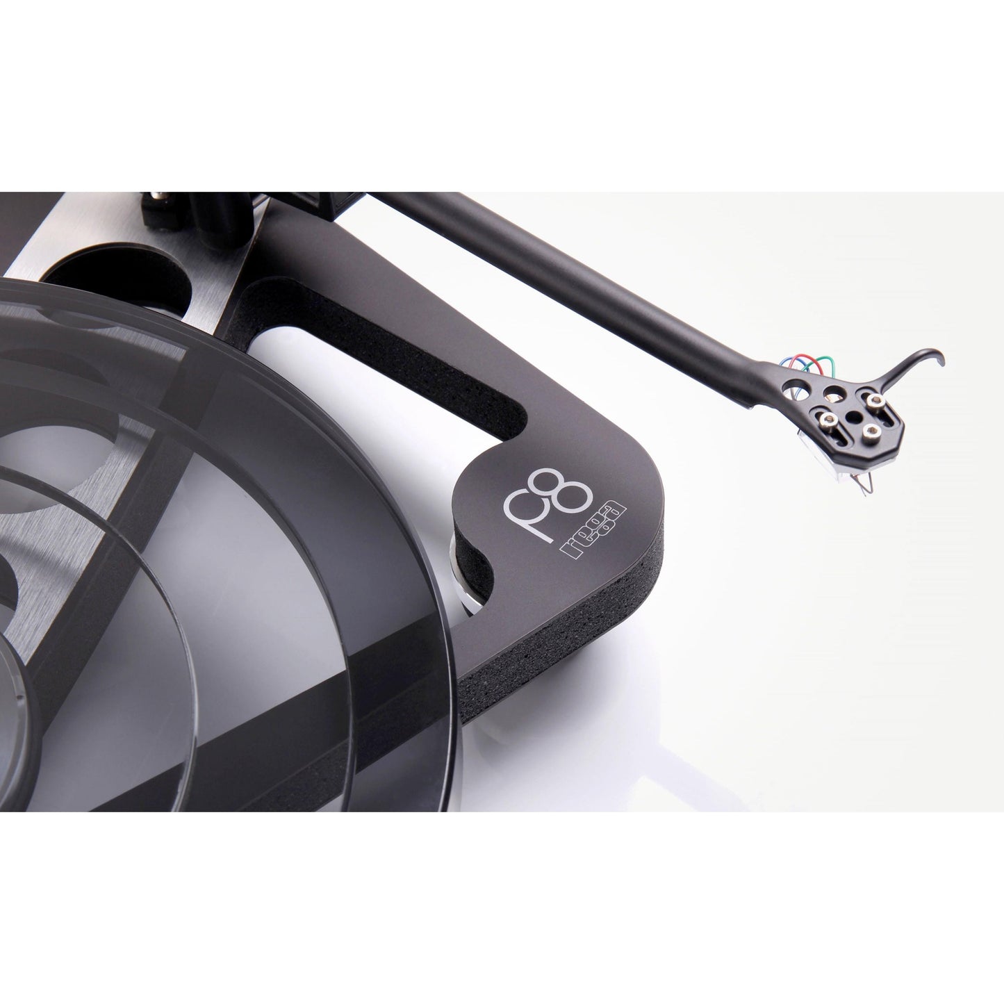 Rega - Planar 8 Turntable ; VINYLGLOB